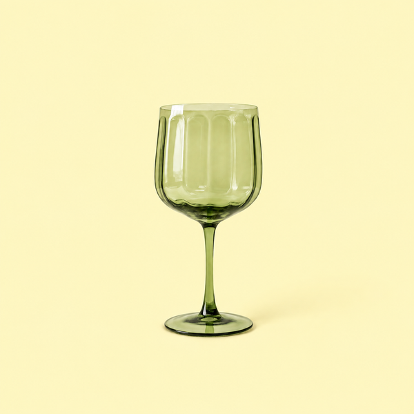 SET MIT 4 STIELGLÄSER AUS GRÜNFARBENEM GLAS