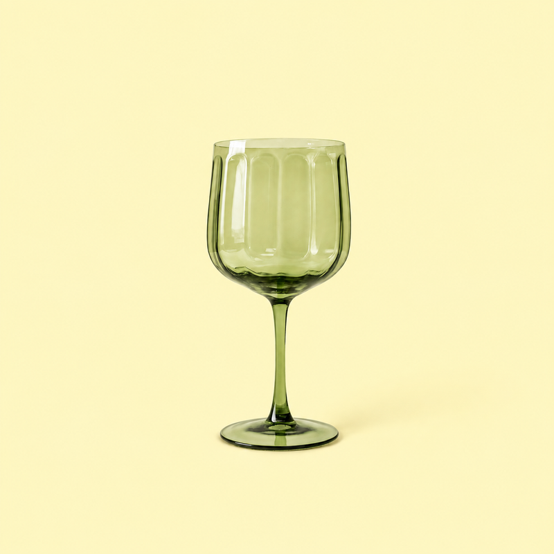 SET MIT 4 STIELGLÄSER AUS GRÜNFARBENEM GLAS
