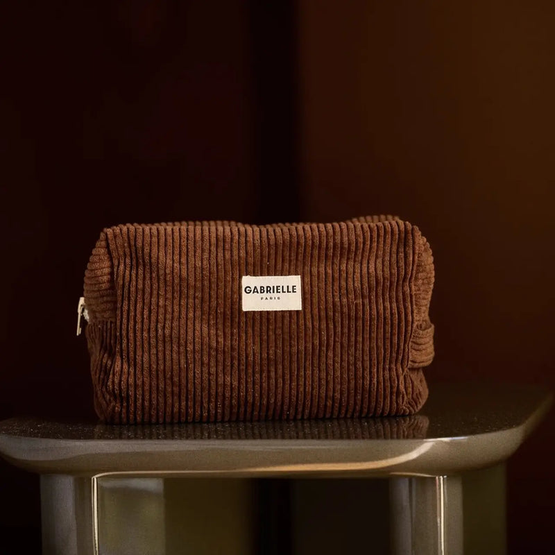 KULTURTASCHE AUS VELOURS IN CAMEL